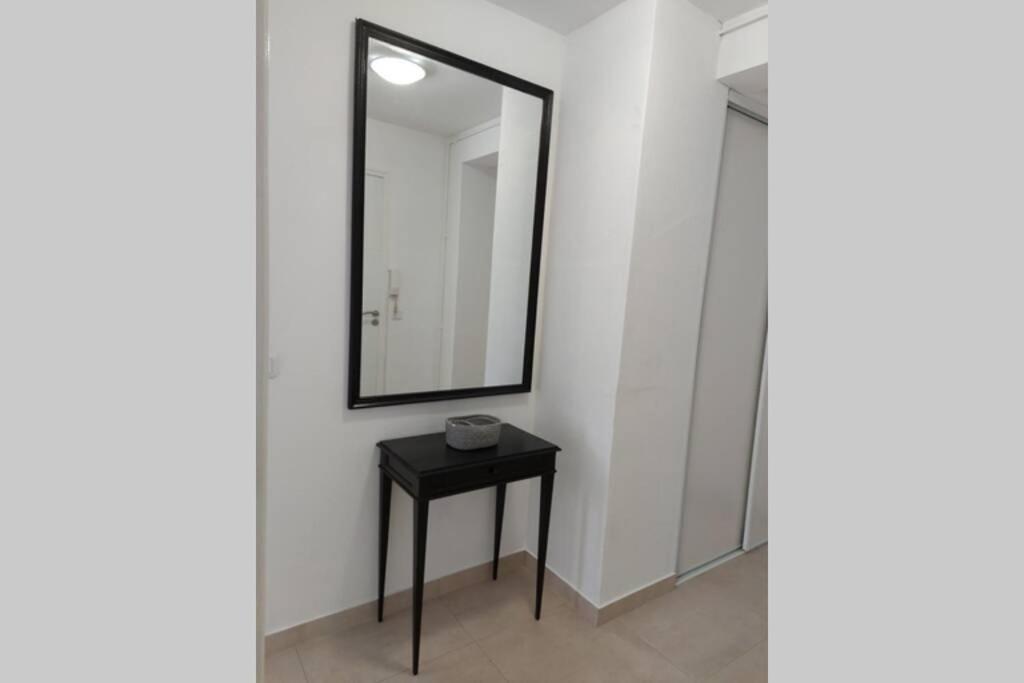 Appartement Superbe T2 lumineux 3*** 10 mn à pied de la plage à Le Pradet Extérieur photo